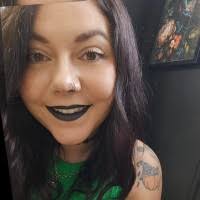 30+ "Amanda Hennessey" profiles