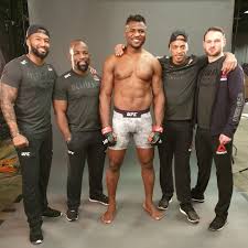 Of course, valentina is too good and muscles her back to the canvas. Uzivatel Francis Ngannou Na Twitteru