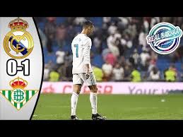 يلتقي فريقي ليفربول وريال مدريد ضمن ذهاب الدور الـ 8 من دوري أبطال أوروبا، علي ملعب ألفريدو دي ستيفانو، وذلك في مواجهة قوية، يأمل فيها الريال الذي يلعب تقريباً بدون دفاع بعد إصابة العديد من لاعبيه، ولكن سيدخل زيدان بثقة وخبرة الفريق الملكي في مثل هذه. Movie Shows