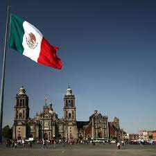 Bandera de méxico) is a vertical tricolor of green, white, and red with the national coat of arms charged in the center of the white stripe. The Flag Of The United States Of Mexico