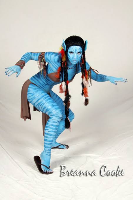 Elaborate Na'vi body paint costume, AI generated