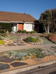 Perhaps you find the maintenance too much? Curb Appeal 20 Modest Yet Gorgeous Front Yards