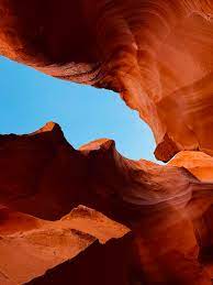 We work closely with tour guide operators in antelope canyon, monument valley, canyon de chelly and more areas within the navajo nation. File Antelope Canyon Navajo Tours Jpg Wikimedia Commons