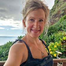 Sami Moses, BSN, MBA, CPCC, PCC