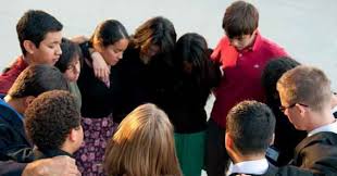 Contoh doa syafaat untuk ibadah kebaktian hari minggu di gereja. Contoh Doa Syafaat Kristen Ibadah Keluarga Atau Rumah Tangga Mastimon Com