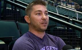 Lee Stubbs's Instagram, Twitter & Facebook