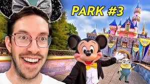 We Crashed a Vegas Wedding (Scavenger Hunt)