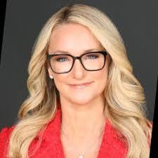 Chantelle Gibson's Instagram, Twitter & Facebook