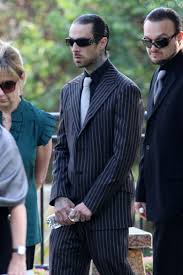 Jun 30, 2021 · according to his memoir, travis barker inherited his mother's fear of flying; Travis Barker Plane Crash Hell Truth Behind Dj Am S Overdose