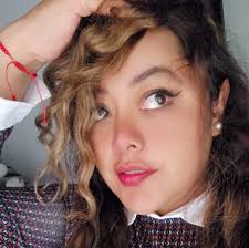 No se quedó callada! La mujer que se volvió viral tras su polémico baile en  la fiesta infantil de su hija, se defendió de las críticas con un fuerte  mensaje 😮🔥