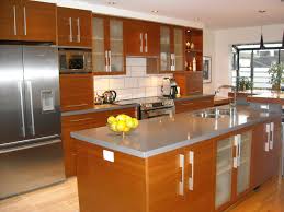 Luxury Kosher Kitche Layout With The Metallic Refrigerator Kitchen Kitchenideas Kitchen Interior Design Kitchen Kosher Kitchen Layout Kitchen Design Trends