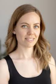 Dr. Anna Róza Varga