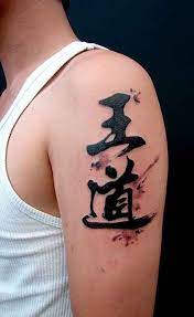 Vibrant colored ink drips make watercolor tattoos unique and unusual. Home Tattoo Spirit Neue Tattoos Schrift Tattoos Tattoo Hals