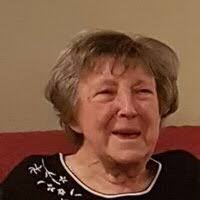 Effie Reid's Instagram, Twitter & Facebook