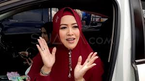 Jadi kita datang ke sana ketemuan, semua berunding di. Kiwil Nikah Lagi Meggy Wulandari Jangan Bahagia Di Atas Derita Istri