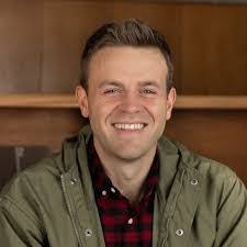 Dennis Persinger's Instagram, Twitter & Facebook