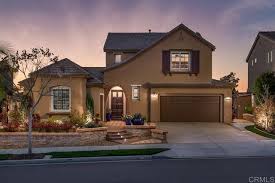 1488000 7063 Rose Dr Carlsbad Ca 92011 Features 4 Beds 4 Baths 2840 Sq Ft And Built In 2006 Carlsbadrealestate C In 2020 House Styles Real Estate House