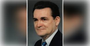 Edward Kralik's Instagram, Twitter & Facebook