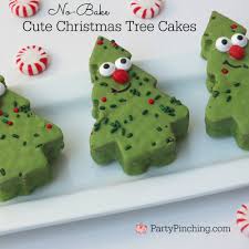 Guess who s ing to our christmas dinner toot sweet 4 two. Cute Christmas Tree Cake Little Debbie Christmas Tree Best Holiday Recipe