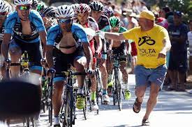 The volta a portugal em bicicleta (around portugal on bicycle) is a long distance road. Pin Em Noticias