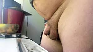 provocando com meu bumbum e mostrando verrugas