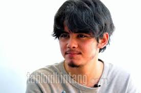 Aliando Syarief Nyaman Punya Rambut Gondrong