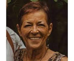 Carmen Thacker's Instagram, Twitter & Facebook