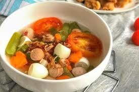 Didihkan air di panci, masukan wortel dan kentang, tunggu hingga 1/2 empuk, lalu masukan kol, buncis dan bakso sapi, aduk rata. 10 Lauk Pendamping Sayur Sop Yang Bikin Nafsu Makan Meningkat