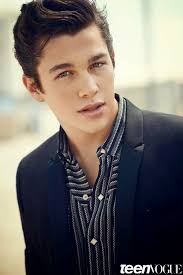 AUSTIN MAHONE ! TEENVOGE PHOTOSHOOT !