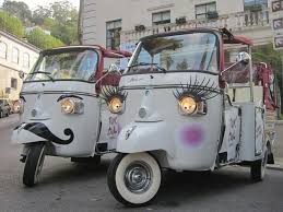 Risultati immagini per tuk tuk sintra