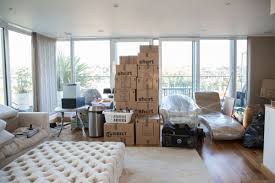 Movers consider a move local if it is under 100 miles. Removal Costs Costs Of Moving In London The Uk In 2021