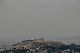 Εκκενώθηκαν οικισμοί, ενισχύθηκαν οι δυνάμεις. Adp9cvwrqcrjim