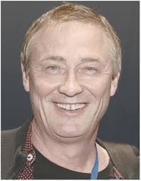 Transdimensional material platforms for tunable metasurface design