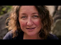 Amanda Pitzer's Instagram, Twitter & Facebook