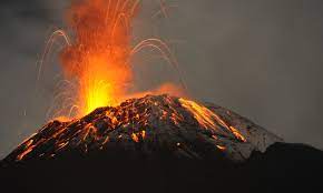 A Year Of Volcanic Activity Volcano Spectacular Images Hawaii Pictures