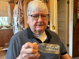 Letter from Dr. Gilbert Burton, Vinton dentist; sent to Mamie Abbott in  1937. Thanks to Ann Richards Hewitt (Mamie's daughter) for sharing with the  *Vinton History Museum Archives.*