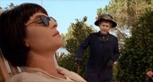 BE YOUR LIFE'S HEROINE