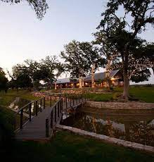 Oak Water Ranch Wedding Venue Located On Southwest Of Fort Worth Texas In Granbury Wedding Venues Texas Fort Worth Wedding Venues Texas Ranch Wedding Venue
