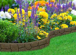 10 Ways To Buy Your Garden On The Internet Garden Lawn Edging Garden Edging Landscape Edging