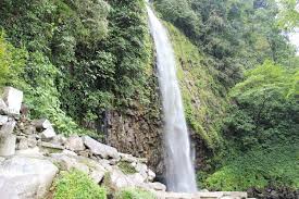 Alamat, fasilitas dan harga tiket air terjun waimarang. Air Terjun Lembah Anai Tempat Wisata Sumatera Barat Penghilang Lelah