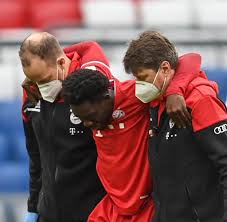 Saisontor erlebt der weltfußballer selbst w. Fc Bayern Munchen Lewandowski Stellt Rekord Auf Bittere Gewissheit Bei Davies Welt