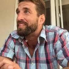 Larry Maddy's Instagram, Twitter & Facebook