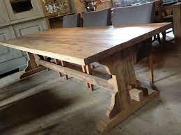 robuuste tafel gemaakt van verouderd eikenhout eikenhouten tafel oude eikenhouten tafel tafel oud eiken houten eiken meubels eetkamertafel oud eiken kuche