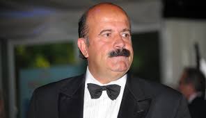 Tributes paid after snooker star Willie Thorne dies in Spain