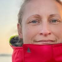 Vicki Fricke's Instagram, Twitter & Facebook