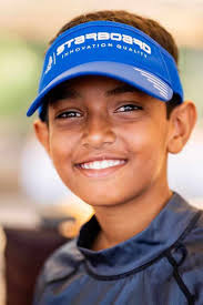 Indian Grom Aneesh Kumar Paddles a Record-Breaking 350KM Against Plastic  Pollution