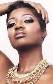 22 Short Hairstyles For Round Faces Skull Cap Hairstyle In Nigeria Best Ideas From Cel Short Hair Styles For Round Faces Short Hair Styles Oval Face Hairstyles