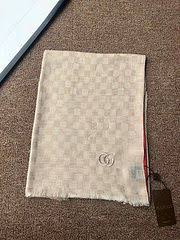 分类 Lv 路易威登gucci 古奇prada Chanel 爱马仕围巾更多款式请看朋友圈 下的相册 又拍图片管家 Decor Mattress Home Decor