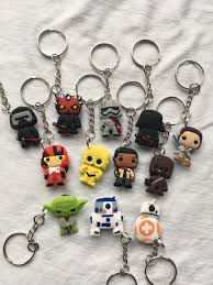 Kawaii est un mot japonais qui signifie petit et mignon. Porte Cles Star Wars Porte Cles Dessin Anime Mignon Emo Etsy