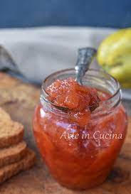 Scopriamo tutte le curiosità su questa mettere sul fuoco una pentola d'acqua e portare a ebollizione, quindi immergervi i pezzi di mela cotogna e lasciarli cuocere fino a quando non. Marmellata Di Mele Cotogne A Pezzi Senza Fruttapec